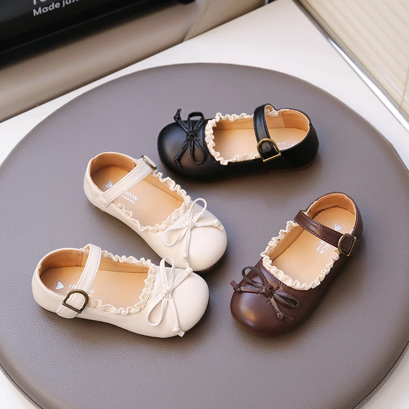 

Girls Flat Shoes Round Toes Lace Comfort Kids Leather Shoes with Simple Bows 2025 New Children Princess Shoes Non-slip Soft Sole