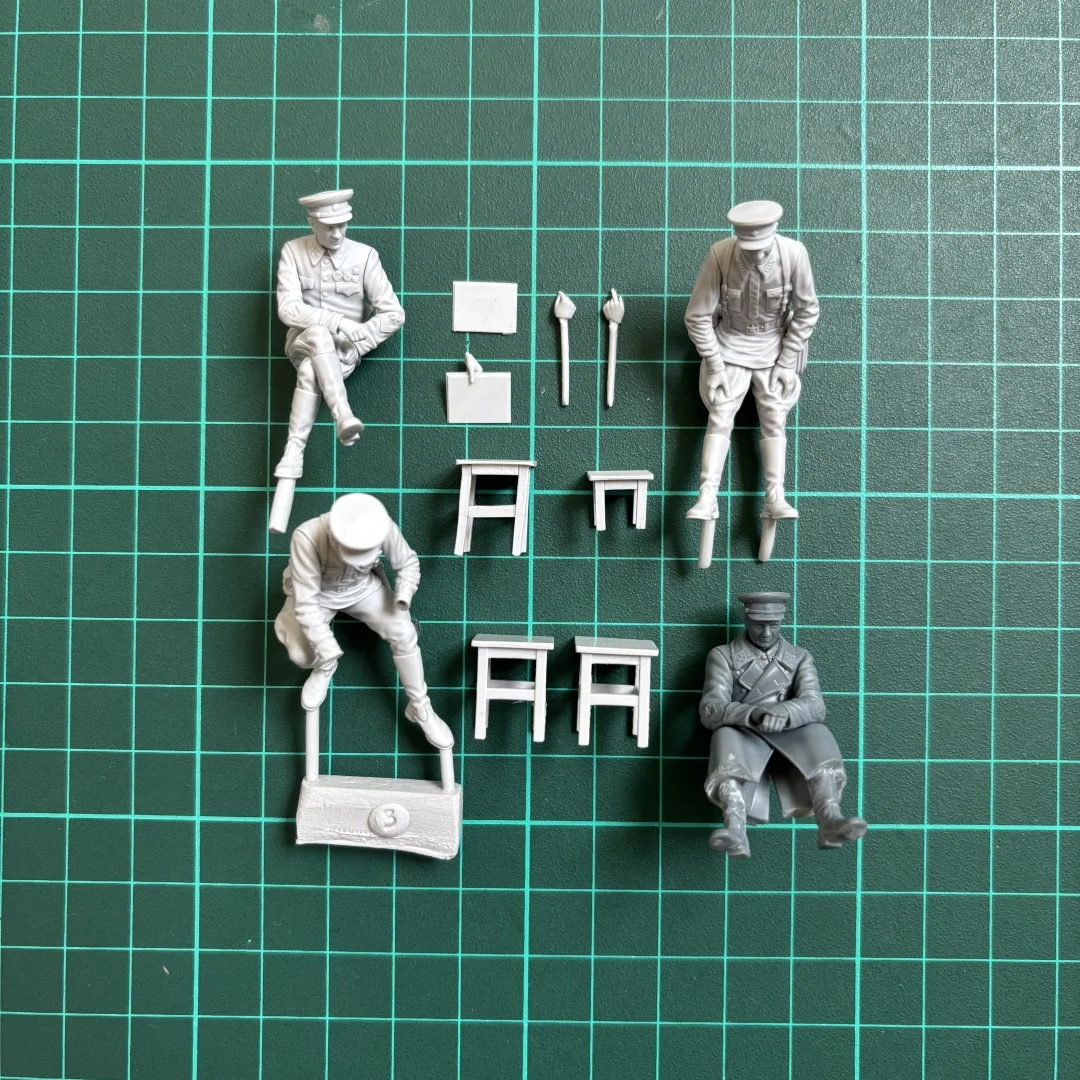Kit de modelo sin pintar de resina 1/35, reunión de generales y comandantes del Ejército Rojo (4 personas) GK sin montar y sin pintar