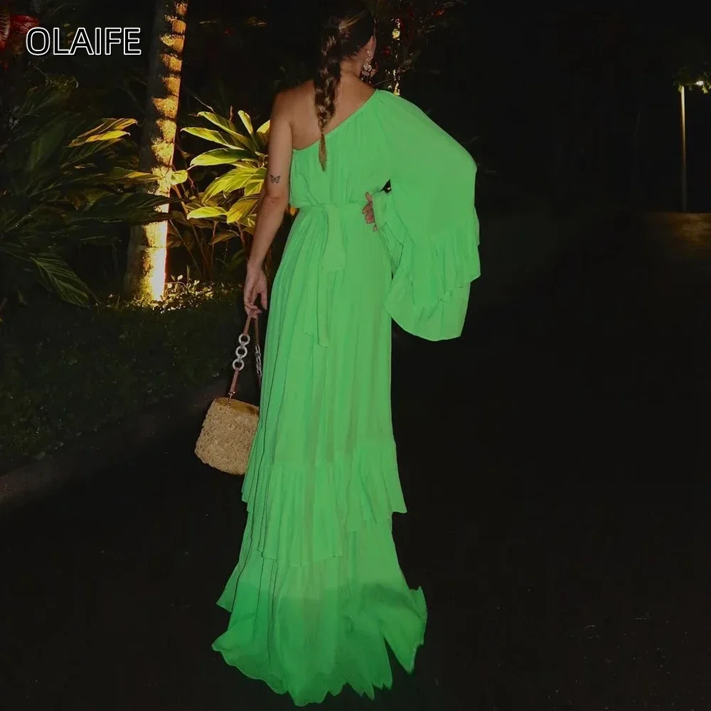 Eén schouder Hoge kwaliteit chiffon gegolfde galajurken A-lijn Op maat gemaakte lange mouwen Sweep/Brush train فسات nyt__