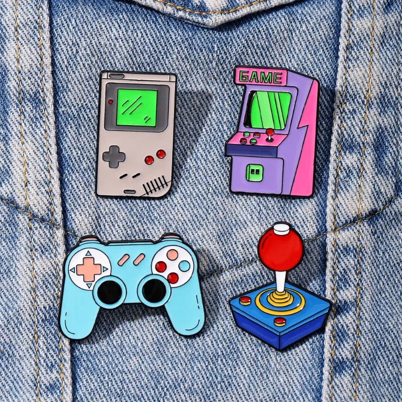 Trendy Game Console Series Badges, Cartoon Arcade Machine-Shaped Alloy Pins, Accessories for Clothing Bags, Gifts for Friends