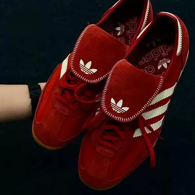 Adidas Women's New Retro Sport Shoes, Comfortable and Lightweight Low-top Casual Shoes, Model Number KJ6148