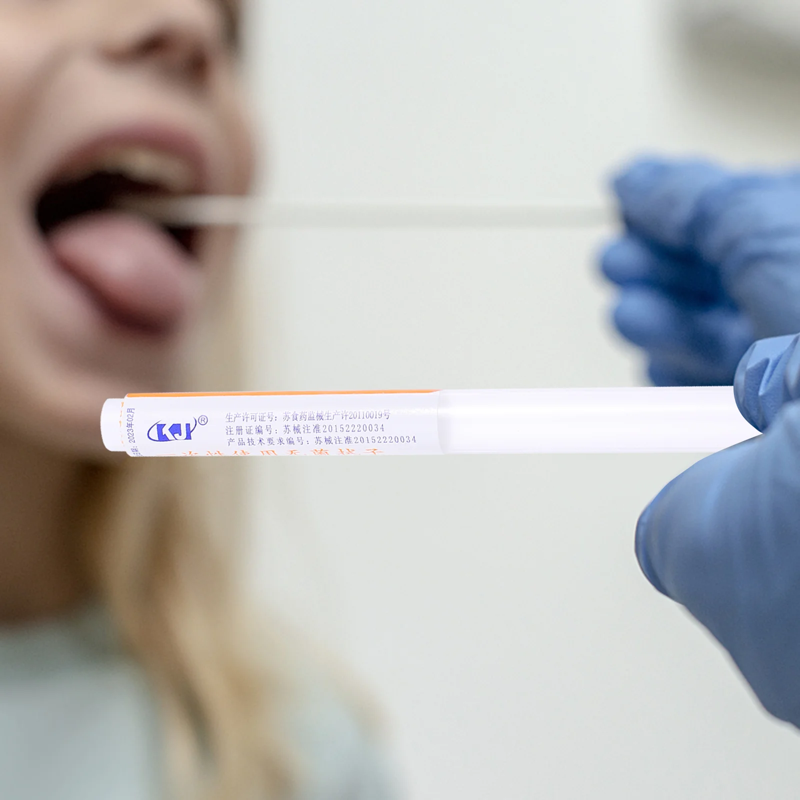 

100Pcs Disposable Female Throat Swabs Specimen Collection Swabs Sampling Sticks for Pharyngeal Secretions Hospital Clinic Lab