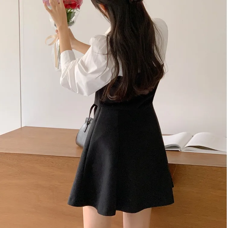 Chic Knitted Long Sve  Ne irt Women's Simple Sli Autumn Design Sense Versatile Padded Fake Two-Piece Top