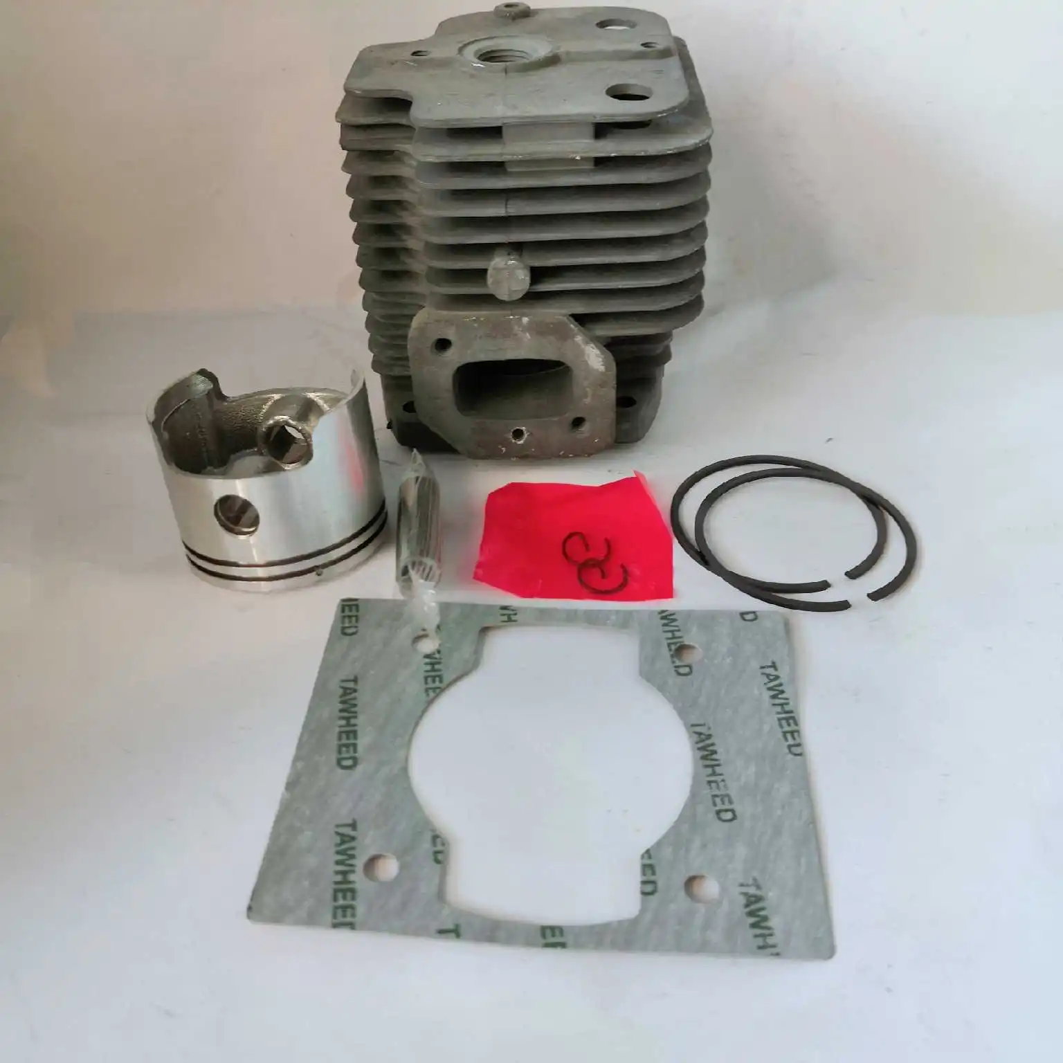 

Новый поршень с цилиндрической втулкой для фена Kose KS865/EB650