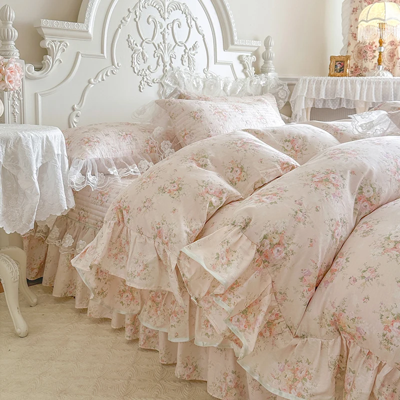 100% Cotton Floral Print Bedding Set with Lace Ruffle Bed Skirt, Vintage French Style Duvet Cover Quilted Bedspread Pillowcases
