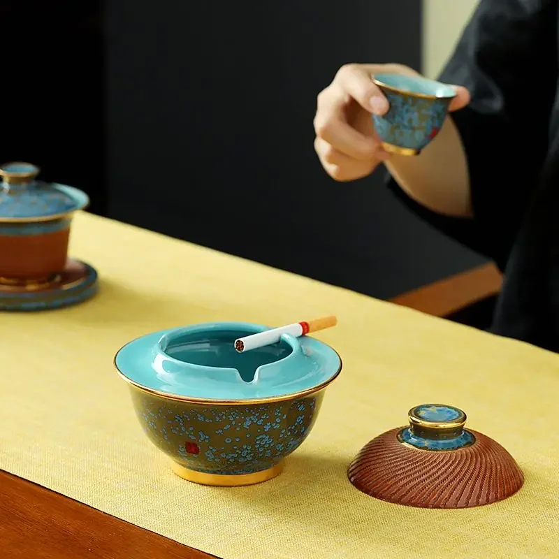 High-end creative ashtray, household ceramic anti-fly ash with lid, office, ashtray personality