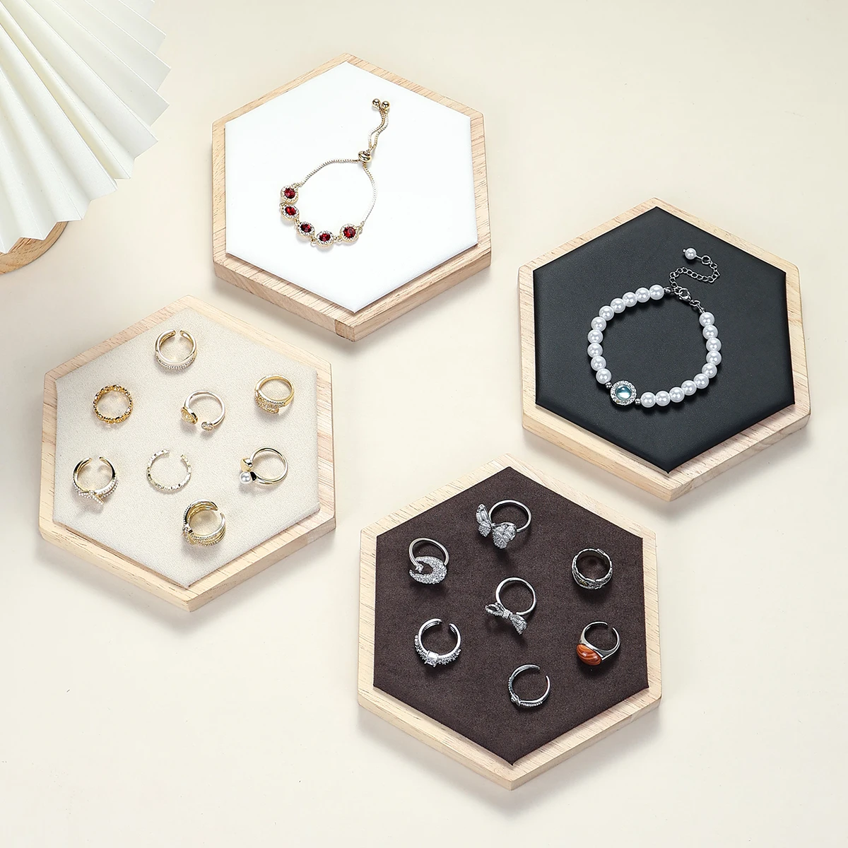 

1pc Hexagon Velvet Jewelry Display Tray, Ring & Accessories Storage Organizer, Smooth Wooden Showcase Stand, Home/Market Display