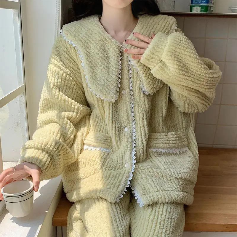 

winter Women's pajamas coral fleece forest style suit Comfortable Sleepwear fleece-lined thicken girl's Pajama flannel homewear
