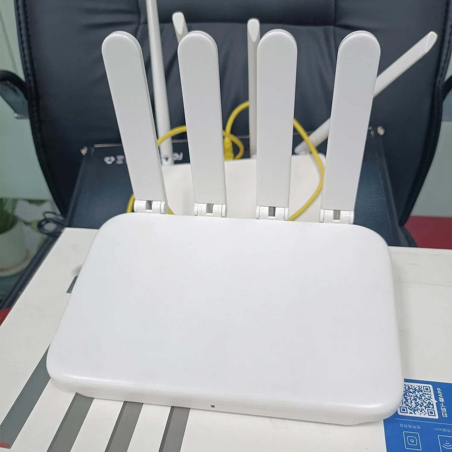 Zbtlink 4G Router karta SIM 300Mbps Router wi-fi Modem EC200AEUHA 2 * LAN WiFi zewnętrzny wzmacniacz sygnału antena o dalekim zasięgu WE2805