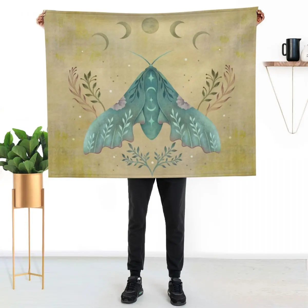 Luna and Moth - Oriental Vintage Throw Blanket Bed funny gift Luxury Thicken valentine gift ideas Cute warm for winter Blankets