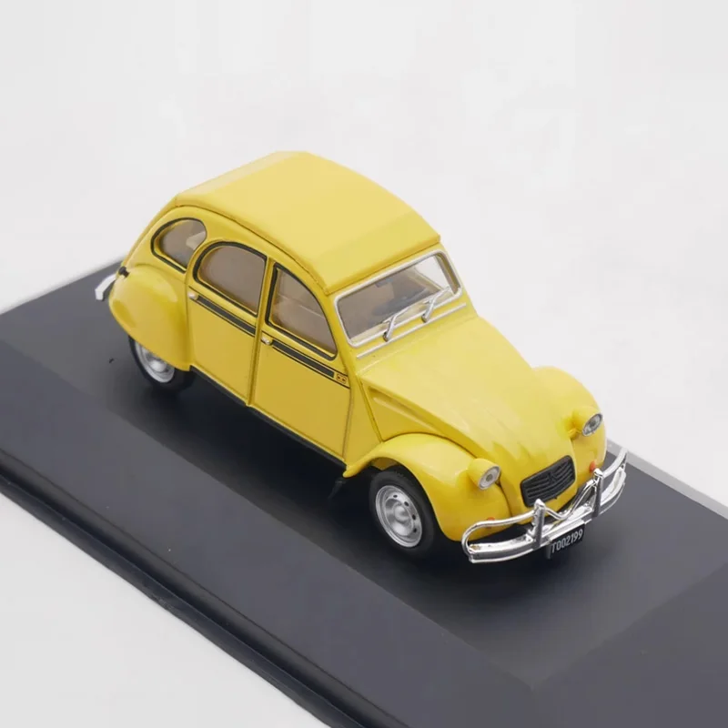 IXO Diecast In Lega Scala 1:43 CITROEN 3CV M28 1978 Modello di Auto d'epoca Prodotto Finito Giocattolo di Simulazione Modello Statico Ornamento