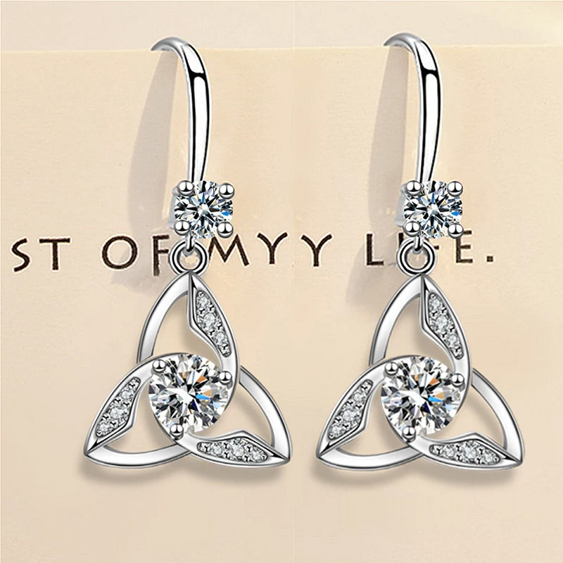 2024 New Triangle Drop Earrings For Lady Fashion Shiny Crystal Ear Jewelry Elegant Charm Women 925 Silver Earring KOFSAC