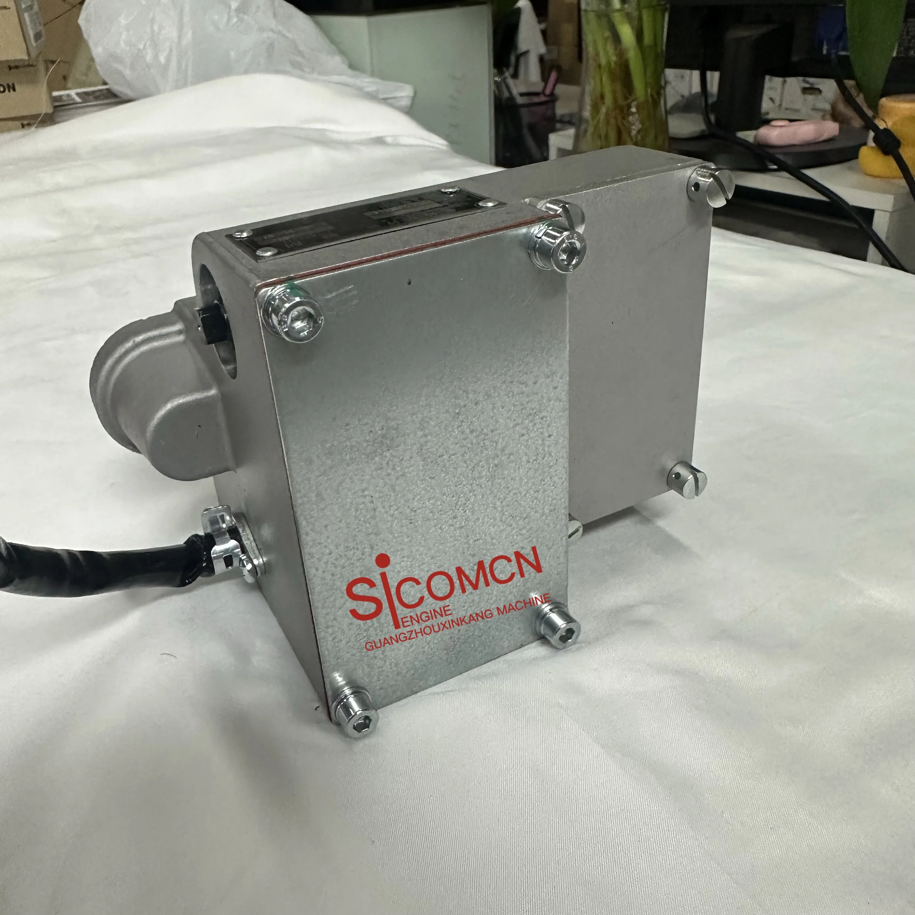 

Good seller OEM 6D102 6D114 Diesel Generator Engine Electric Speed Governor Actuator A08A 24V Fit Excavator Cummins