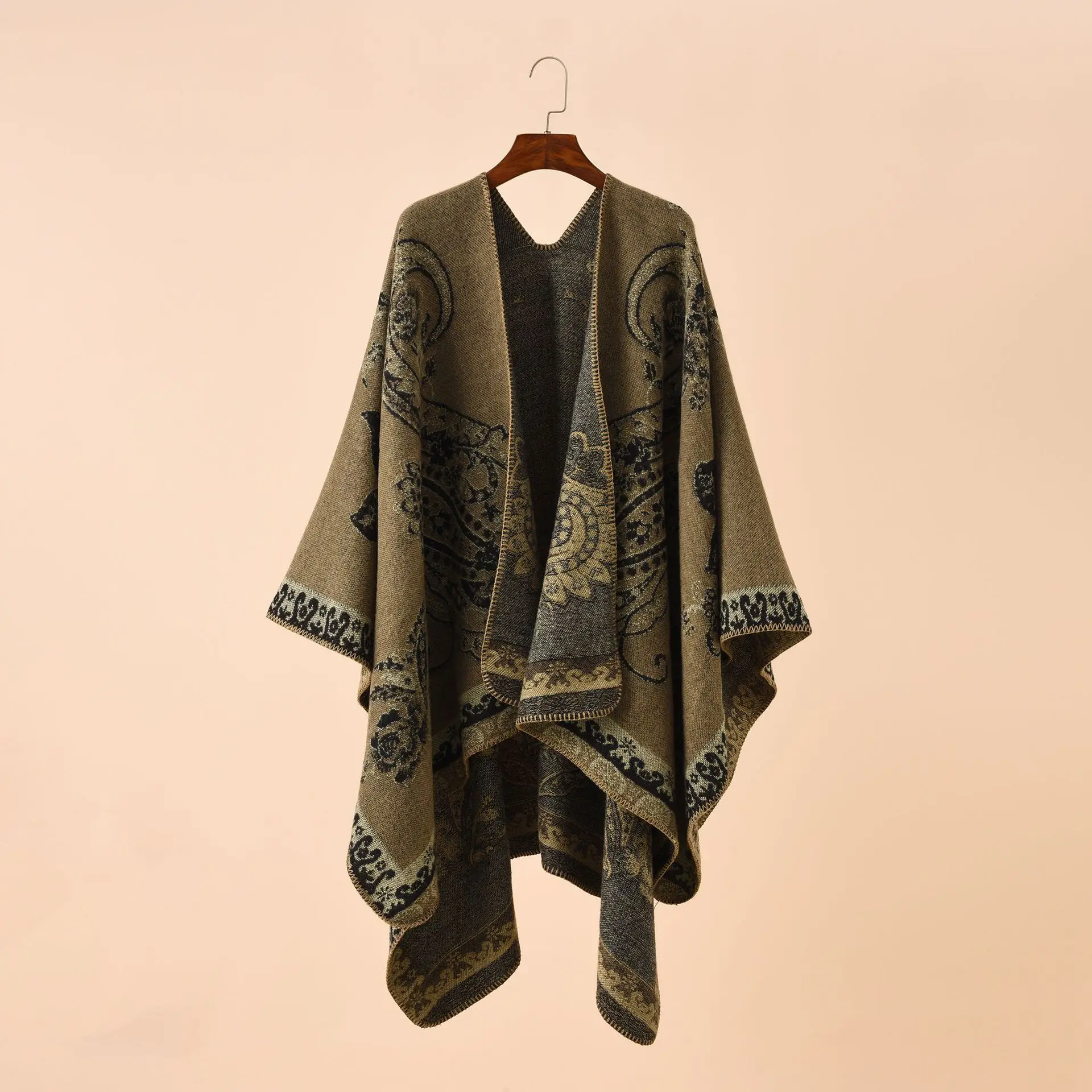 

2022 Autumn Winter New Street Geometric Lattice Flower Pattern Imitation Cashmere Warm Shawl Cloak Women Poncho Capes Green