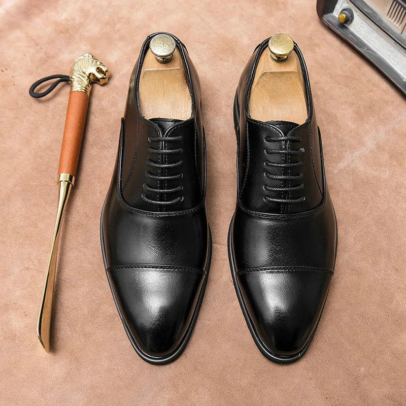 Luxury Mens Leather Shoes Retro Carved Lace-up Brogue Oxford Wedding Men Dress Shoes Male Formal Business Gentleman Office Shoes