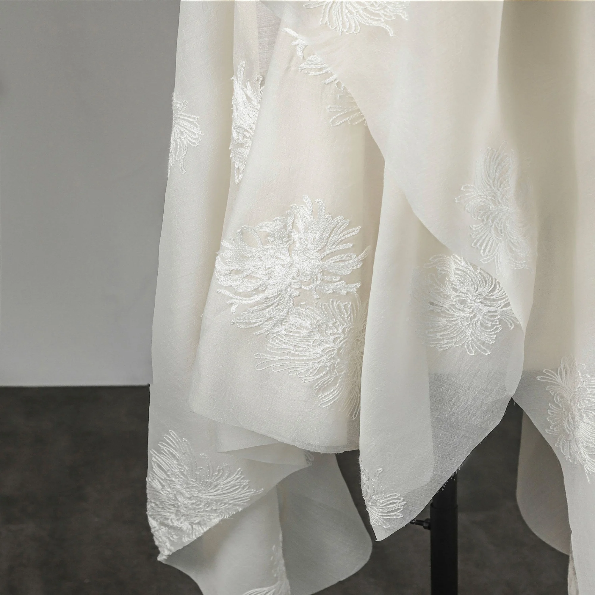 1 meter chrysanthemum borduurw - Home Textiles Importers In Usa recensie en prijs