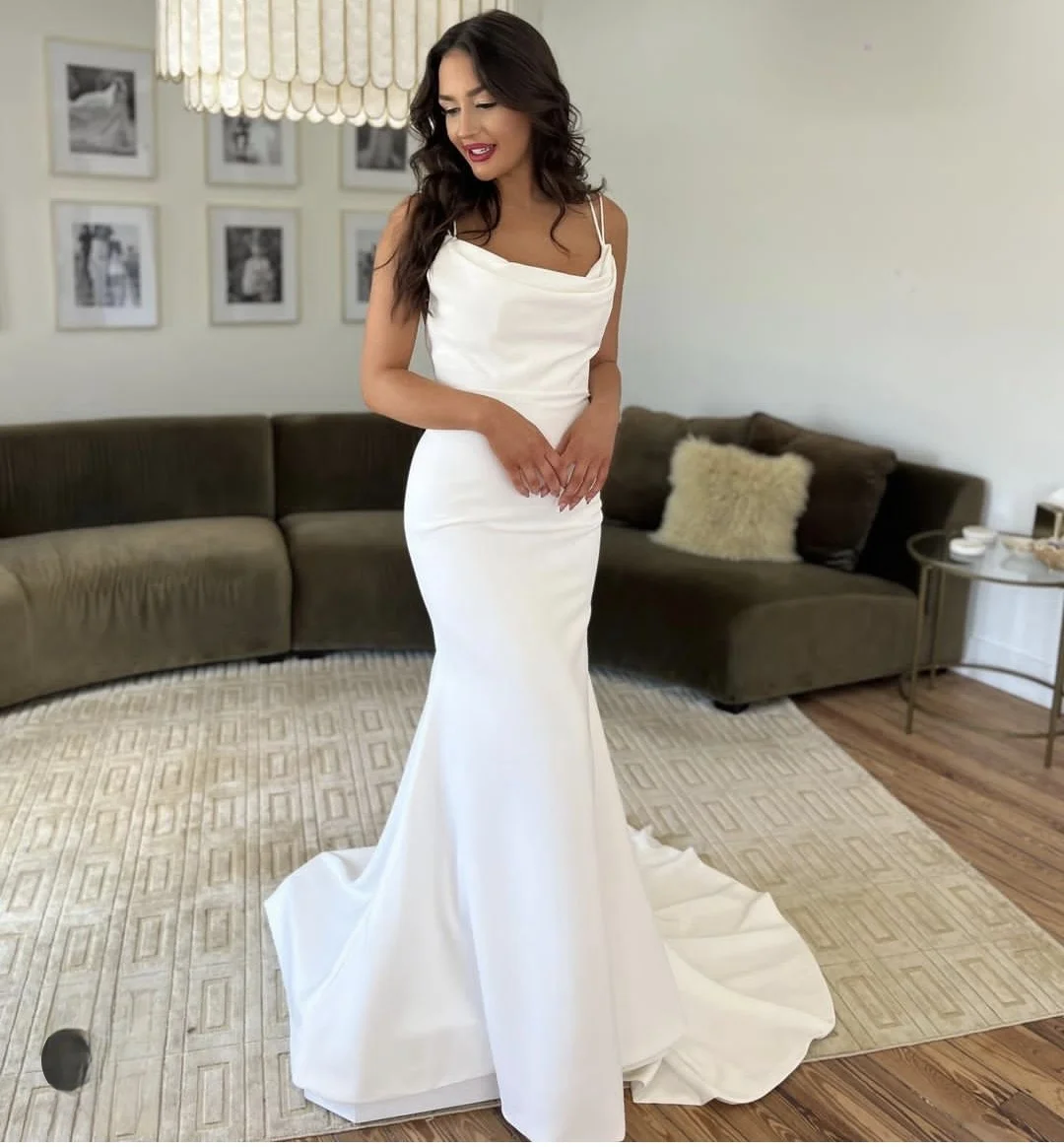 Personalizza per misurare l'abito da sposa civile morbido raso 2025 Sweetheart lunghezza del pavimento Sweep Train per le donne Spaghetti Strap Robe