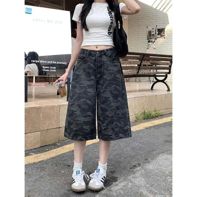 ファッショナブルな迷彩ワイドレッグジーンズ女性の作業服パンツハイウエスト多用途スタイリッシュな7フィートショーツカジュアルデニム