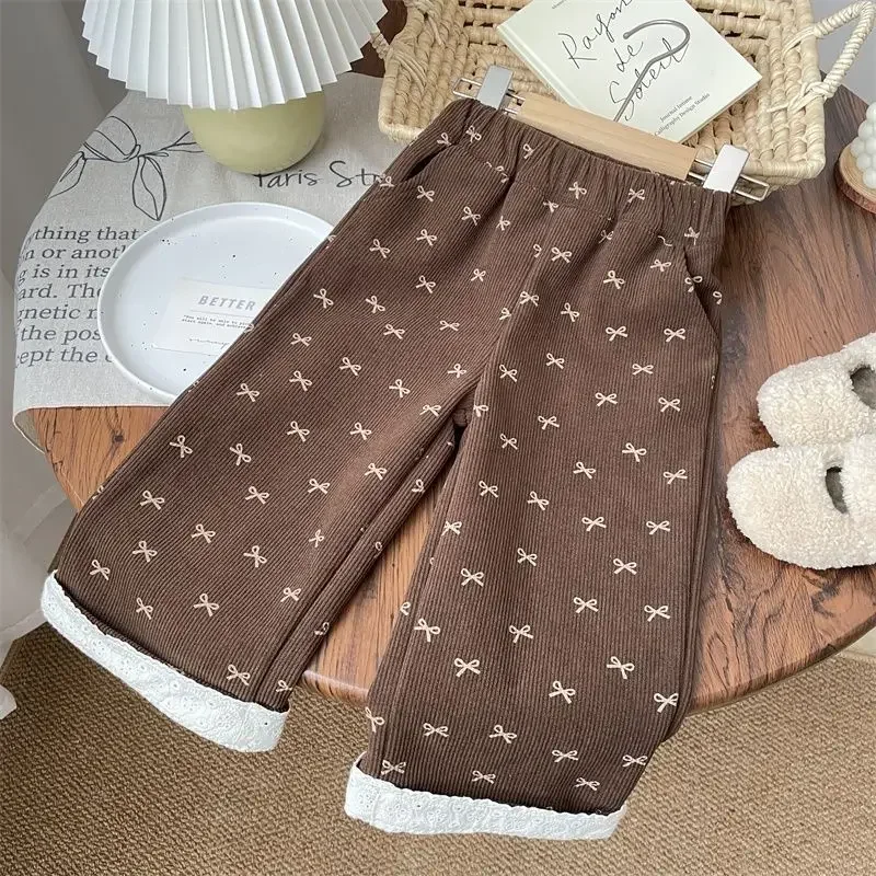 نساء شتاء جديد. الأطفال القوس طباعة قطعة واحدة المخملية الأطفال سروال قصير مستقيم الطفل الصوف مبطن بالإضافة إلى السراويل السميكة