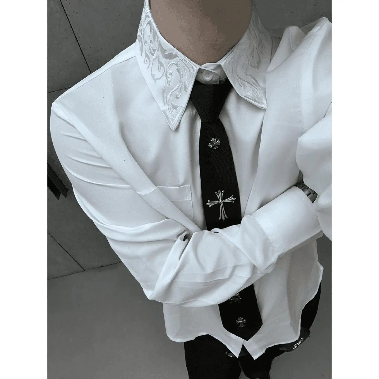 

Eternal Flower Embroidery Long Sleeve Men's Shirt Cleanfit Premium Feel Inner Wear Casual Sport Suit Ensemble Polyester Blend