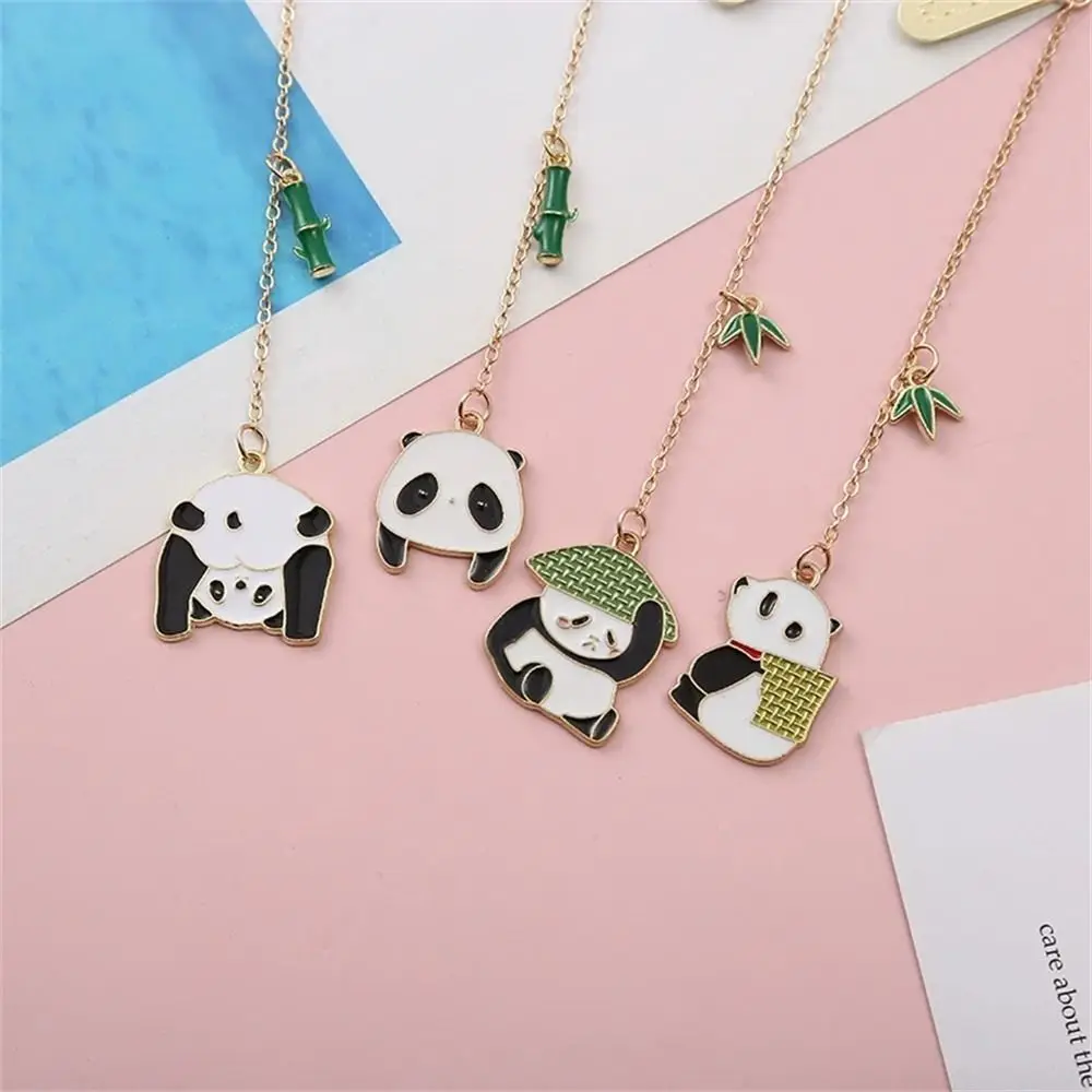 Marcapáginas de Metal para estudiantes, accesorios de oficina, lindo marcador de libro de lectura para lectores, Panda colgante, Clip de papel, Panda