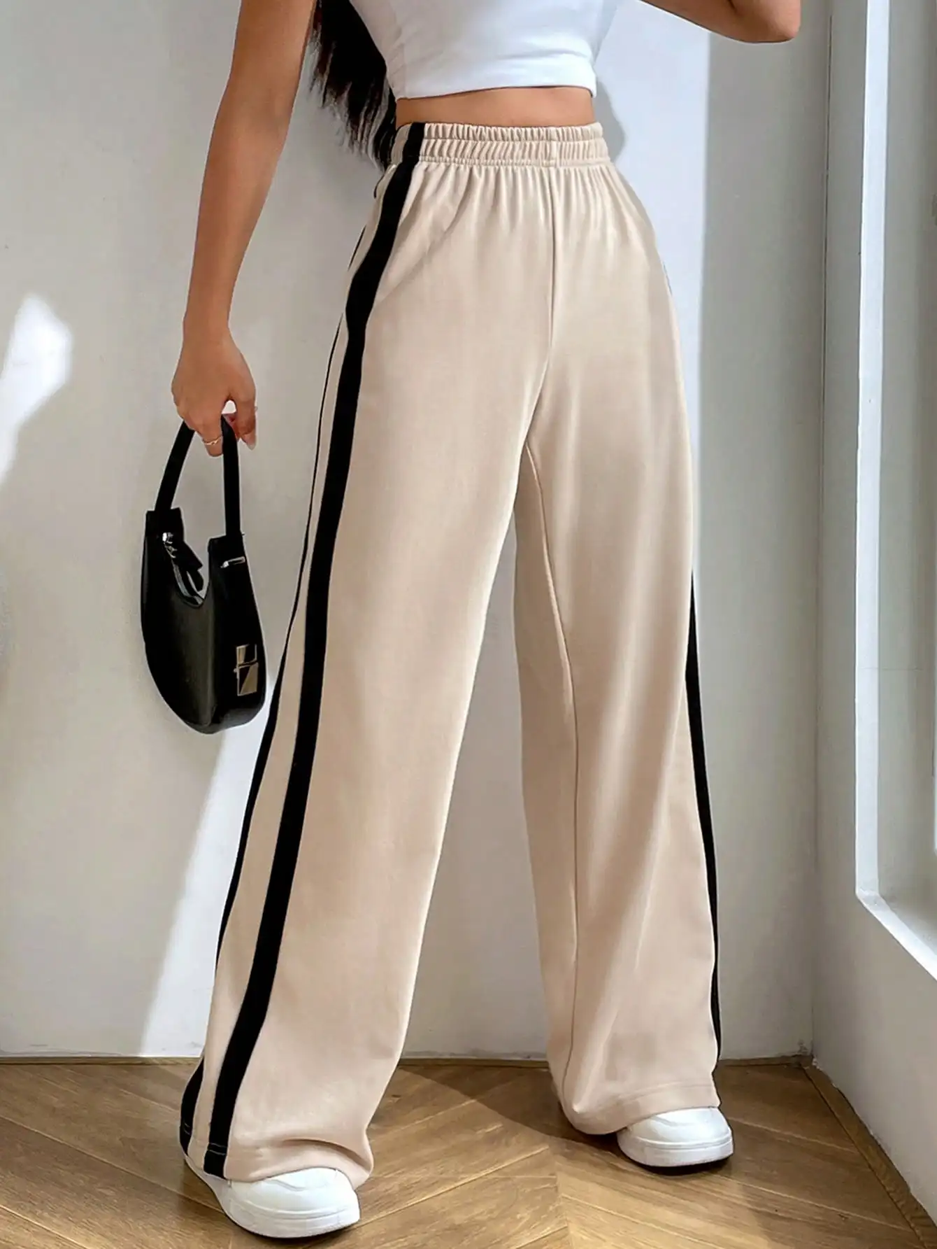 

Cream Wide Leg Sweatpants with Black Side Stripe, High Waist, Loose Fit