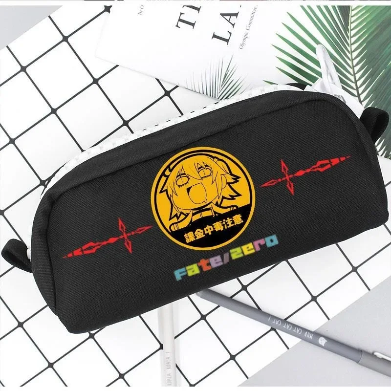 سحاب كبير، أسود أبيض 21 × 5.3 × 10 سم، مصير، حقيبة أقلام مقلمة أنيمي، مقلمة للطلاب والأطفال والمراهقين، مستلزمات مدرسية للبنات والأولاد