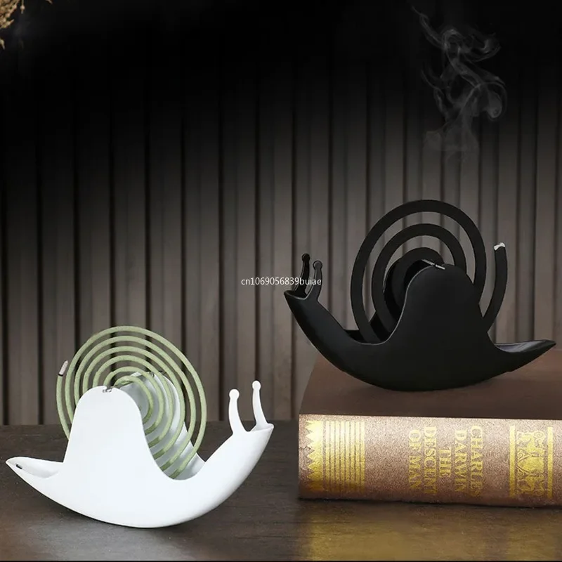 Cute Snail Shape Mosquito Coil Incense Holder Shelf Retro Unique Wrought Iron Metal Stand Ornament for Home Bedroom Decorations