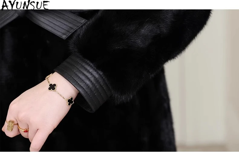 معطف فرو المنك الحقيقي من AYUNSUE ملابس شتوية للنساء معاطف نسائية متوسطة الطول سترة من الفرو الحقيقي بياقة من فرو الثعلب الدافئ حزام Paulzt Жengarško