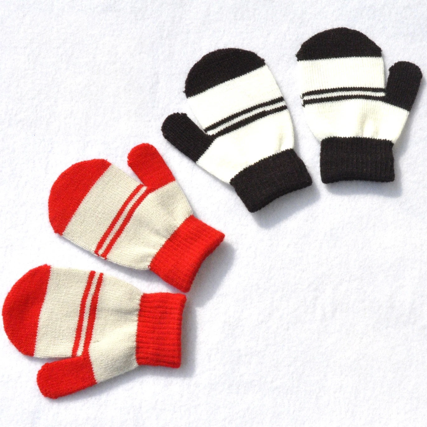 Winter 1-5Y Children Striped Knitted Warm Gloves For Baby Students New Patchwork Mittens Outdoor Knitting Cycling Skiing Gloves