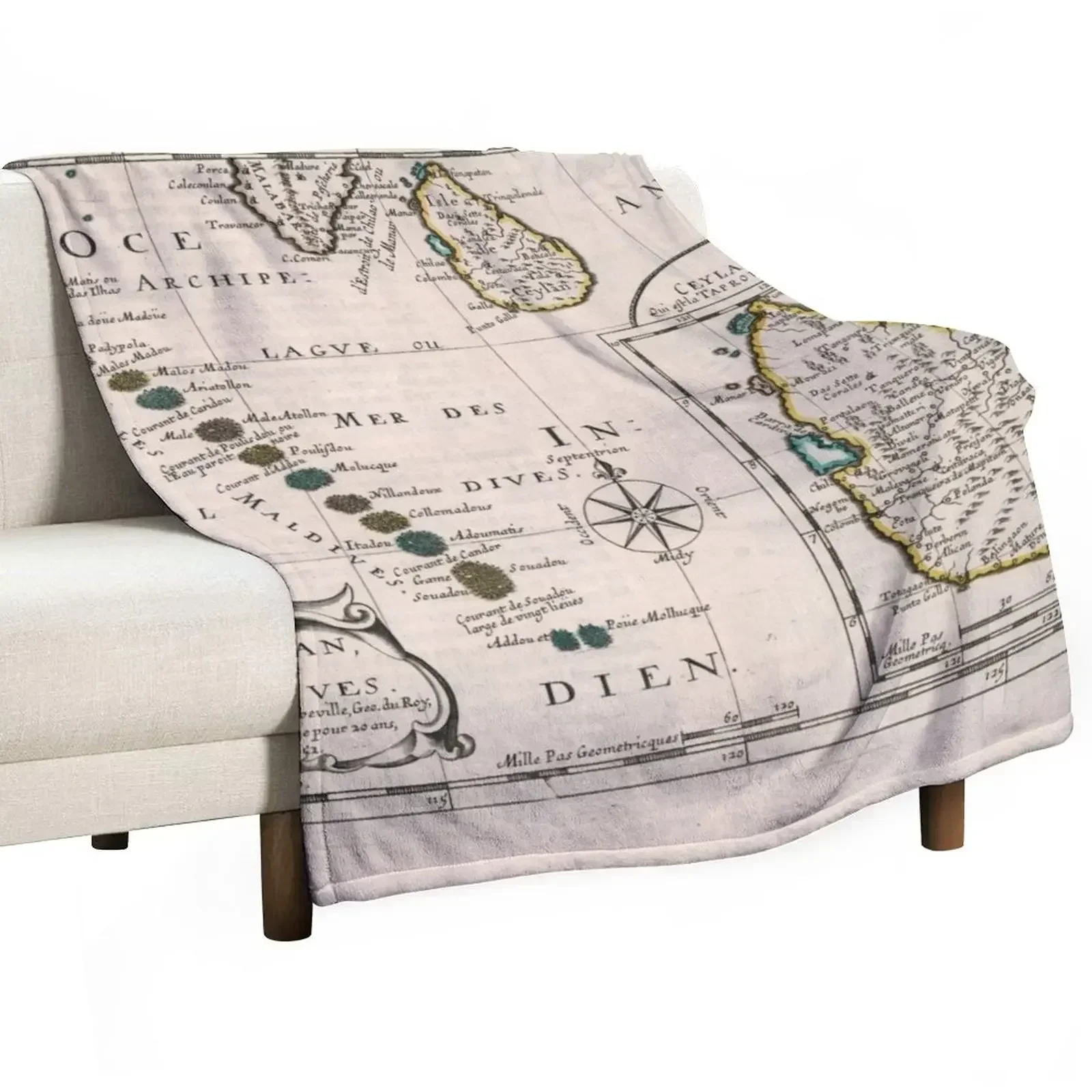 Vintage Maldives and Sri Lanka Map (1652) Throw Blanket Luxury Brand Bed covers halloween Thermal Blankets