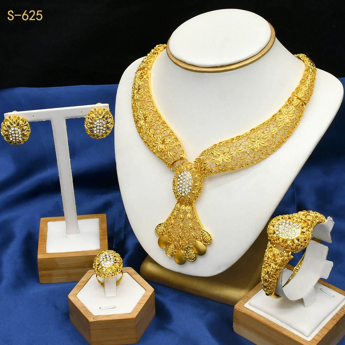 Indische Braut vergoldet Schmuck-Set für Frauen Afrikanische 24K Gold Farbe Große Anhänger Halskette Ohrring Set Dubai Nigerian Großhandel