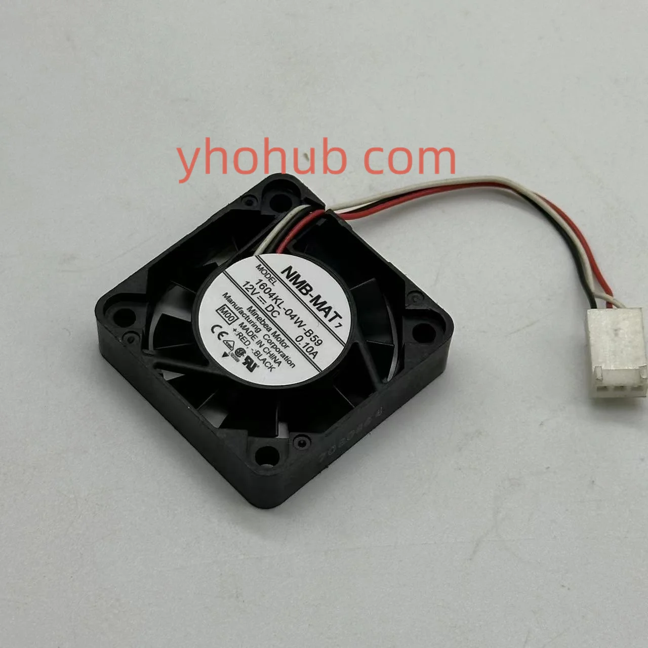 

NMB-MAT 1604KL-04W-B59 M00 DC 12V 0.10A 40x40x10mm Server Cooling Fan