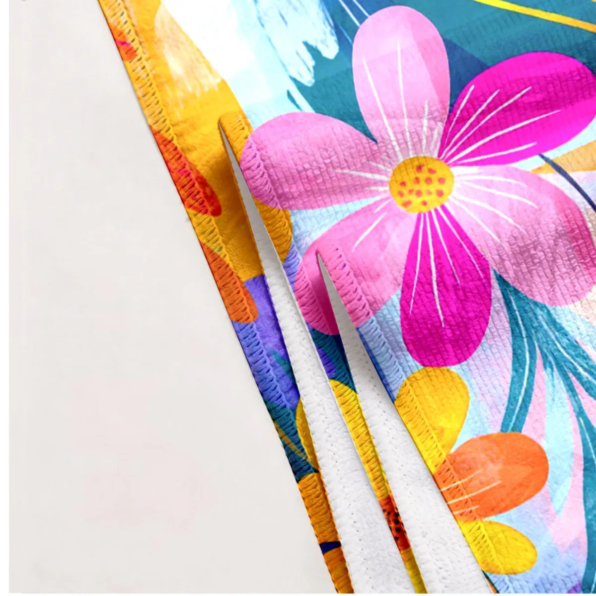 Tropical Macaron Gradient Flower Theme polyester microfiber beach towel highly absorbent suitable for swimming and beach outings 5