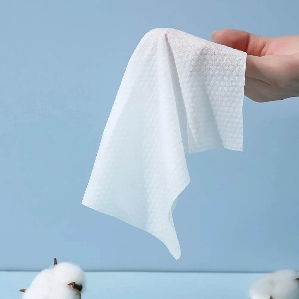 

2 Bags Water Absorbing Foot Wipes Single Use Hygienic Towels Soft Tear Resistant Material Ideal for Foot Spa and Body Cleaning