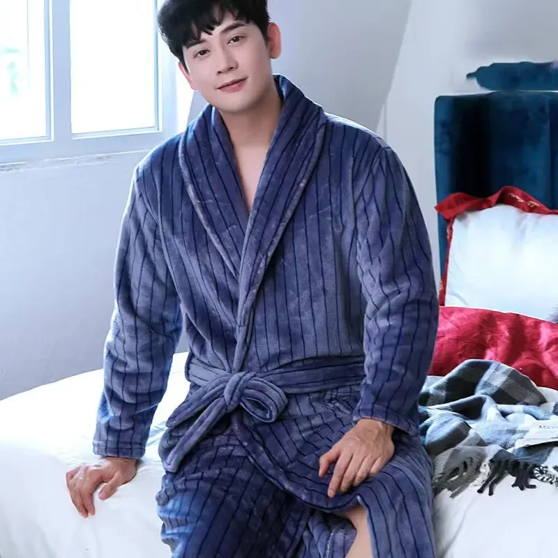 Nightgown Casual Loose Kimono Bathrobe Chinese Men Casual Flannel Dragon Crane Robe Plus Size 3XL Winter Thick Warm Sleepwear