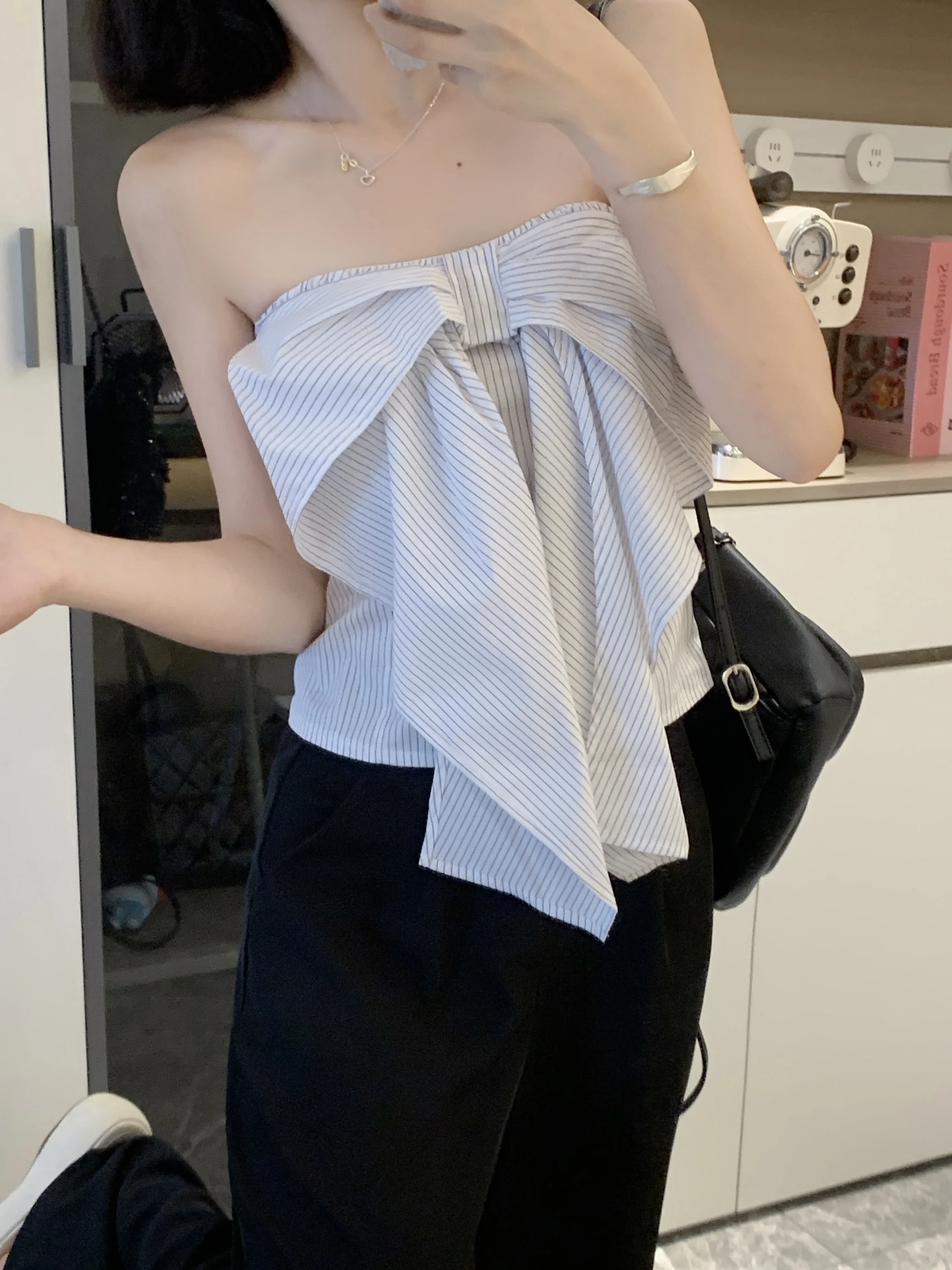 

Women's Top With Bow, Stripe, Camisole, Summer Sweet And Spicy Girl Strapless, Stunning Top