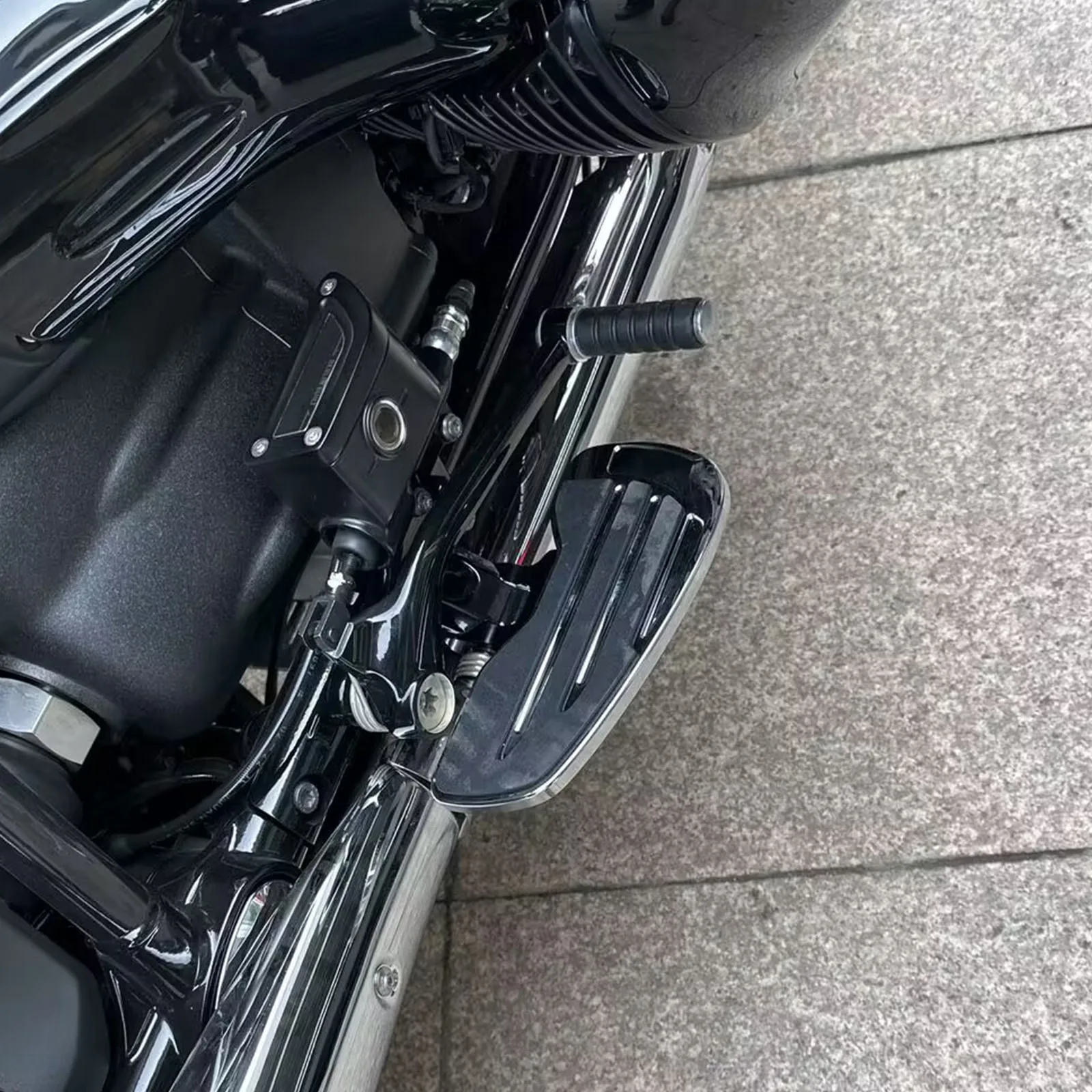 يصلح لسيارات BMW R 18 B R18B 100 سنة كلاسيكية R18 Transcontinental Driver Footboard Rider Floorboard Front Footpeg مسند قدم واسع #2