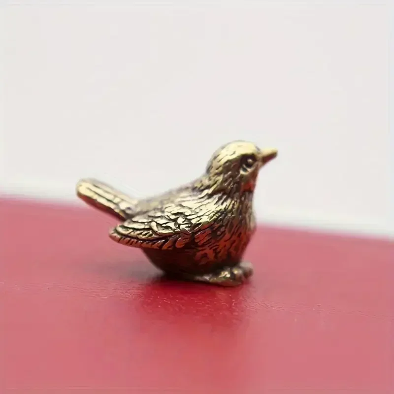 Aufwendig detaillierte Vogelfigur aus massivem Messing – Vielseitiges Innendekorationsstück, elegante Messing-Spärrchen-Figur, Teetier, Heimdekoration – Detail 9