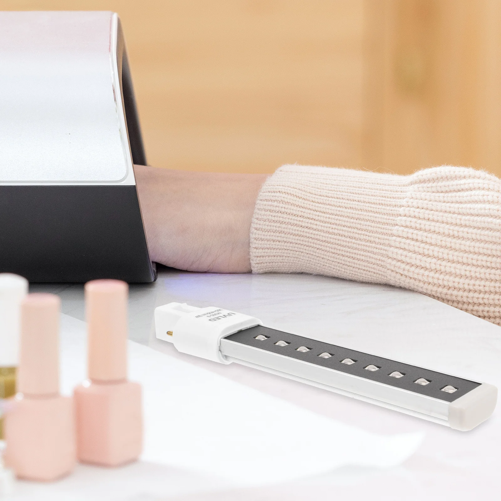 

9W Uv LED Double Light Source Nail Gel Curing Light Tube Aluminum Alloy Shell Fast Drying 30S Lamp for Manicure Tools