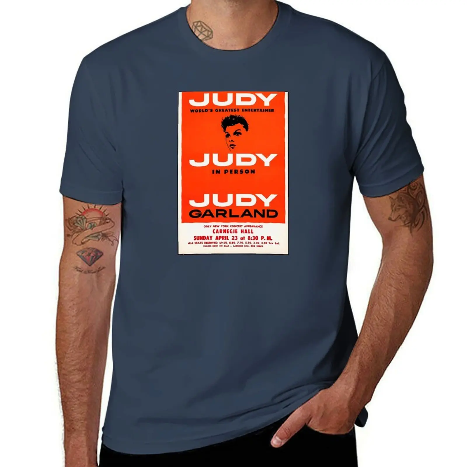 

In Person Garland T-Shirt Sporty Breathable Short Sleeve T-Shirt