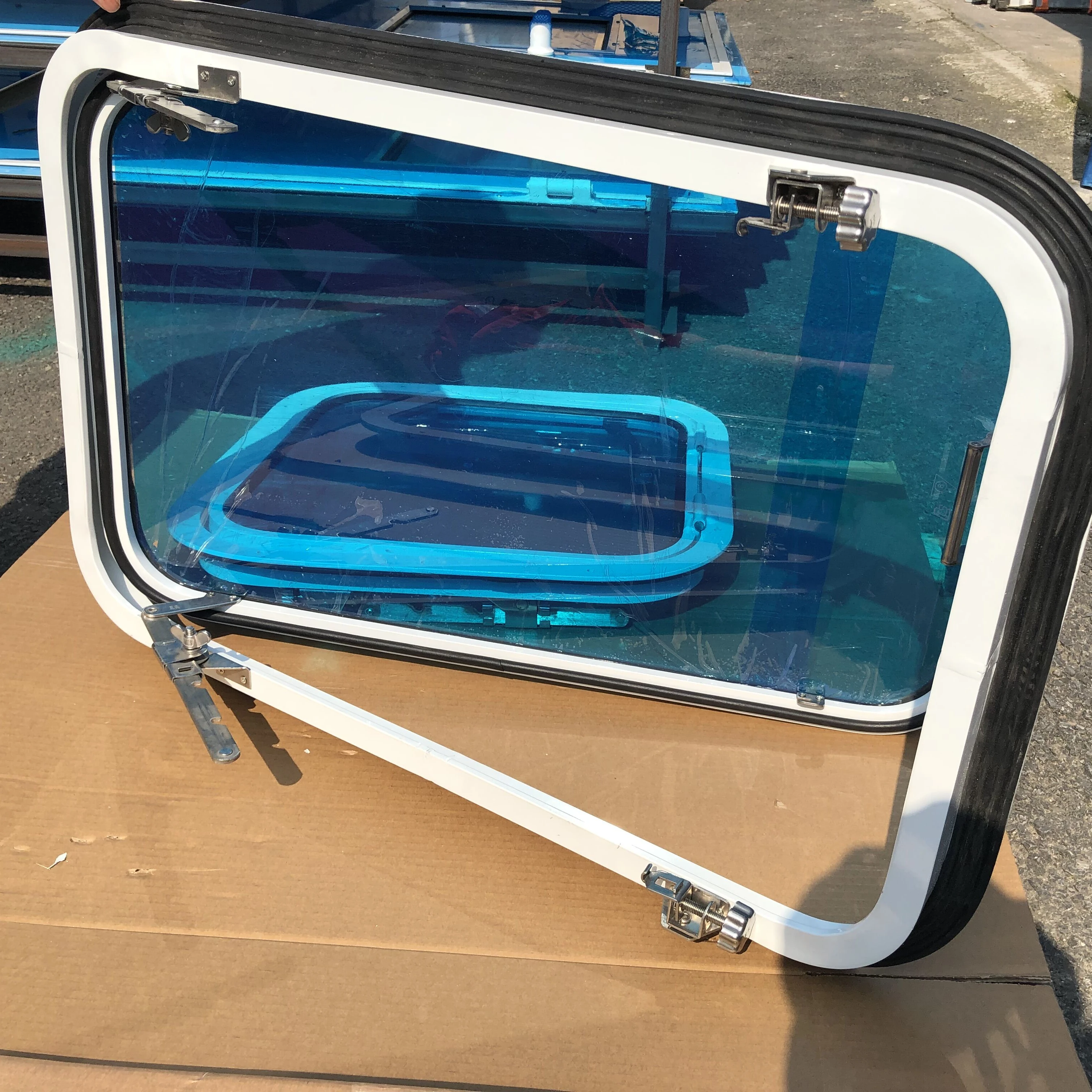 Marine Customized Aluminum Rectangular or Irregular Sliding Window Marine Porthole with Strong and High Quality