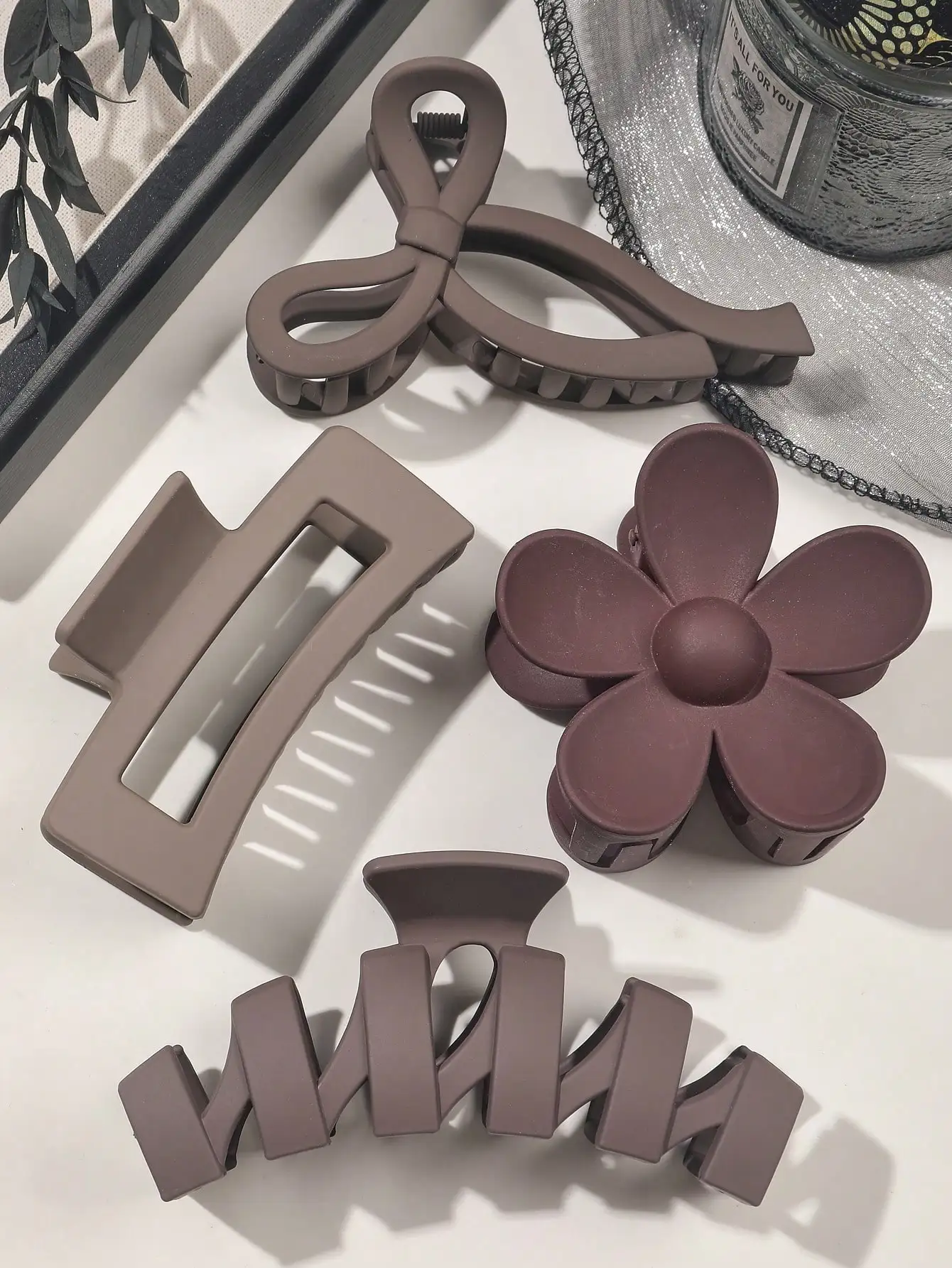 1/4 Uds. Pinzas en forma de garra para el cabello de varios estilos de moda de invierno para mujer, pinzas para el cabello de flores, accesorios antideslizantes para el cabello, pinzas cuadradas de plátano