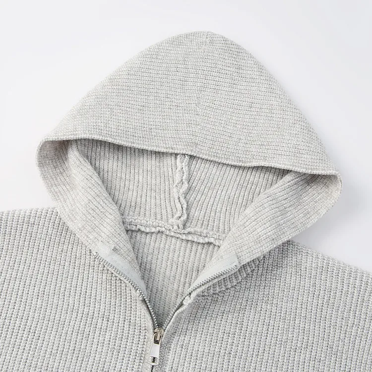 Herren-Strickjacke mit Kapuze und Reißverschluss, lässiger, locker geschnittener Pullover im Old-Money-Stil – Detail 2