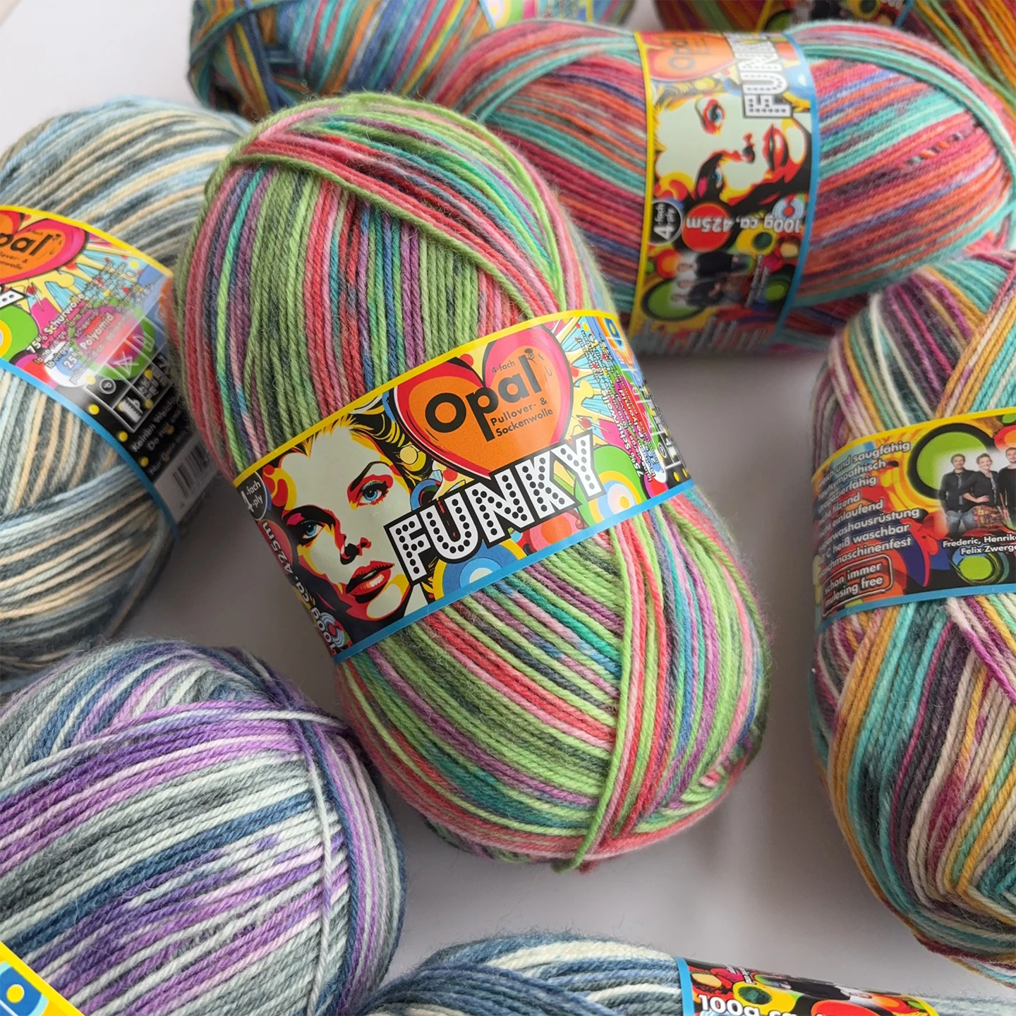 1 Ball 100g Opal Funky Sock Yarn, 75% Wool 25% Polyamide/ Nylon Socks Knitting Yarn