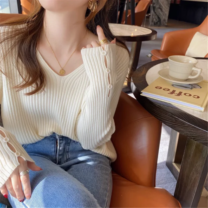 

Knitted Sweater Women Pullovers Fashion Long Sleeve V-Neck Black Knit Sweater Pullover Women Tops Sweaters Sueters De Mujer Q814