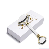 Set de Rodillo de Jade Blanco y Gua Sha - 6.79 € Set de Rodillo de Jade Blanco y Gua Sha