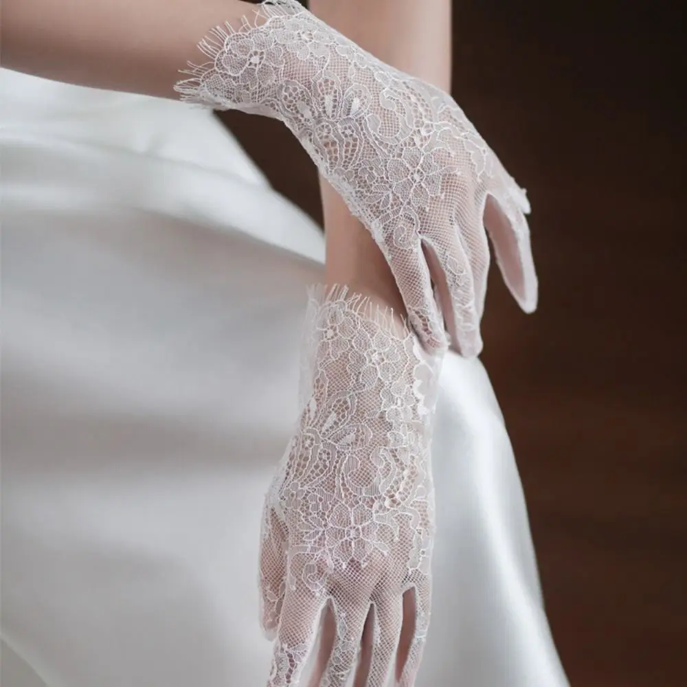 Elegant Retro Mesh Banquet Cosplay Dinner Dress Party Lace Long Gloves Bridal Mesh Gloves Wedding Mittens
