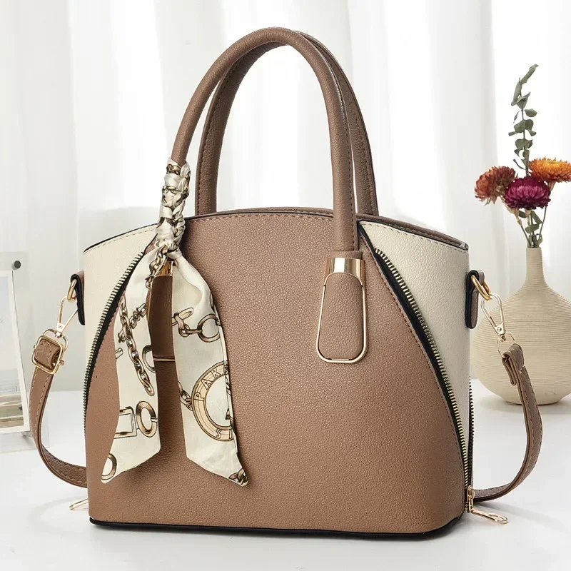 

2025 Women's Chic Fashion Tote - Spacious Shoulder & Handheld Purse for Effortless Elegant & Casual Daily Commuting