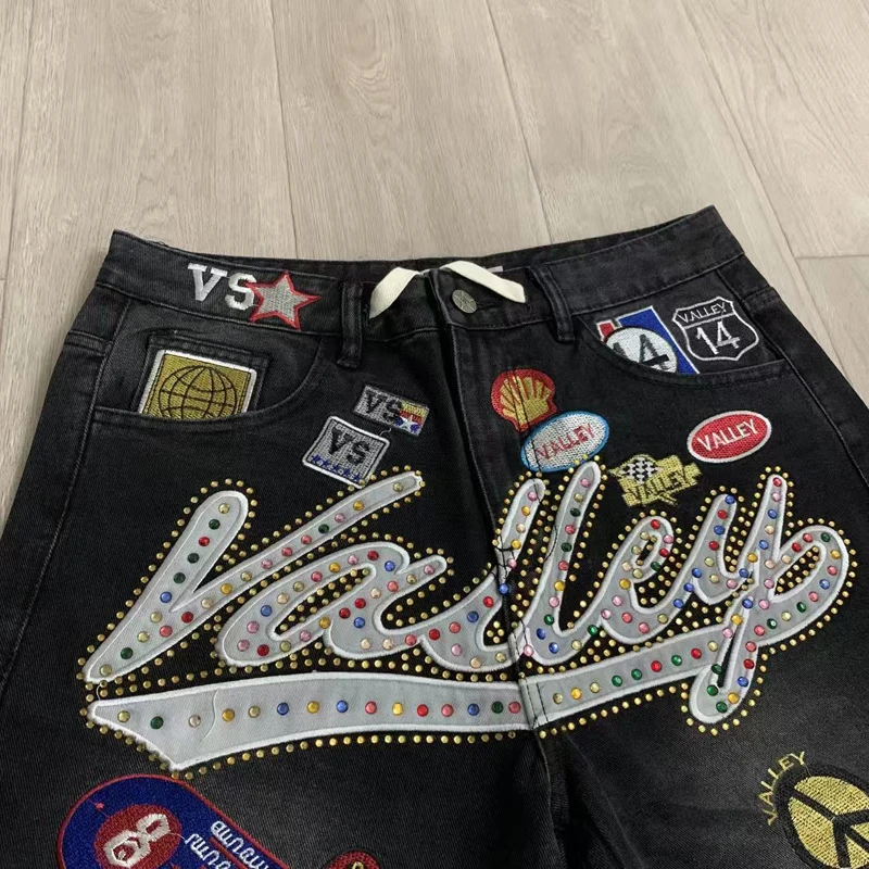 New Y2K Colorful Rhinestone VALLEY Embroidery Patch Label Denim Shorts Jorts Men Women High Quality Loose Straight Short Jeans view 3